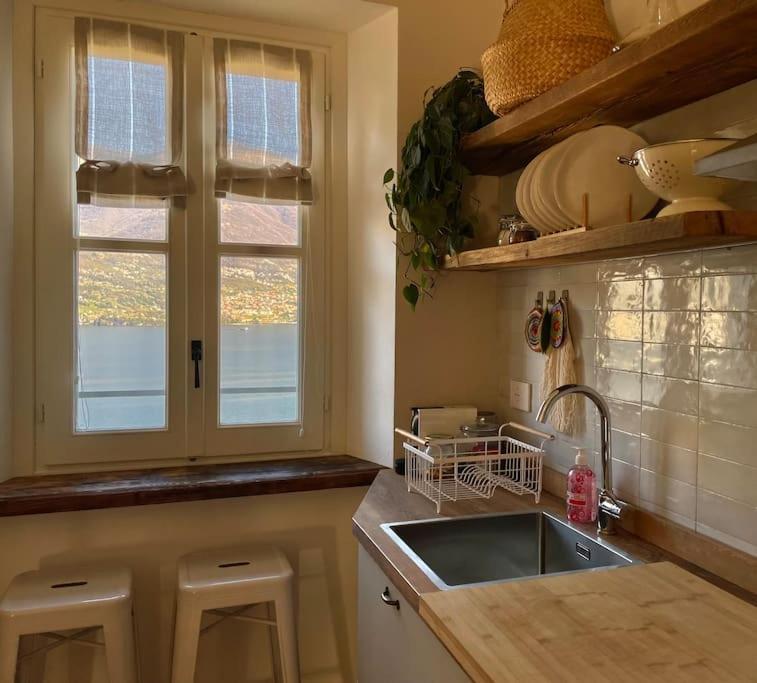 Il Noce Lake View Apartment Lezzeno Exteriör bild
